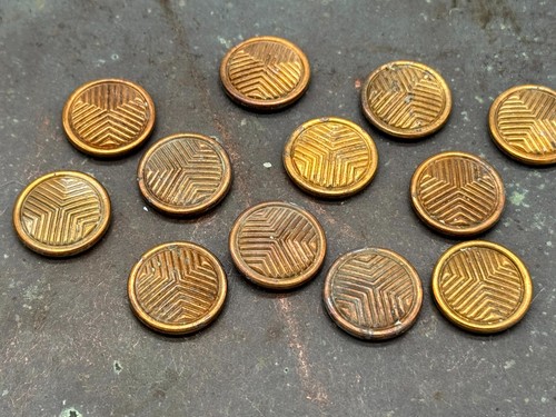 Set of 12 Vintage Brass Buttons with Chevron Line Pattern – 19mm Round - Picture 5 of 6