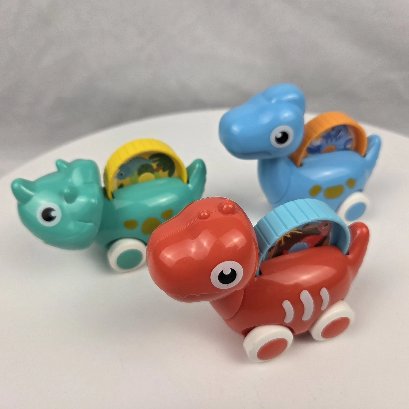  brinquedos carro dinossauro plástico 
