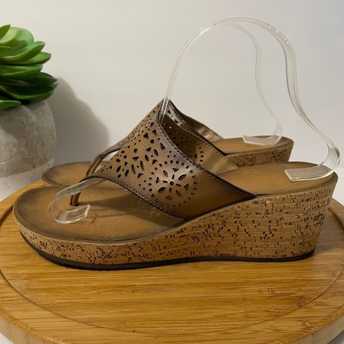 Clarks Mimmey Charm Cork Wedge Thong Sandals Brown Laser Cut Slides Size 8.5M