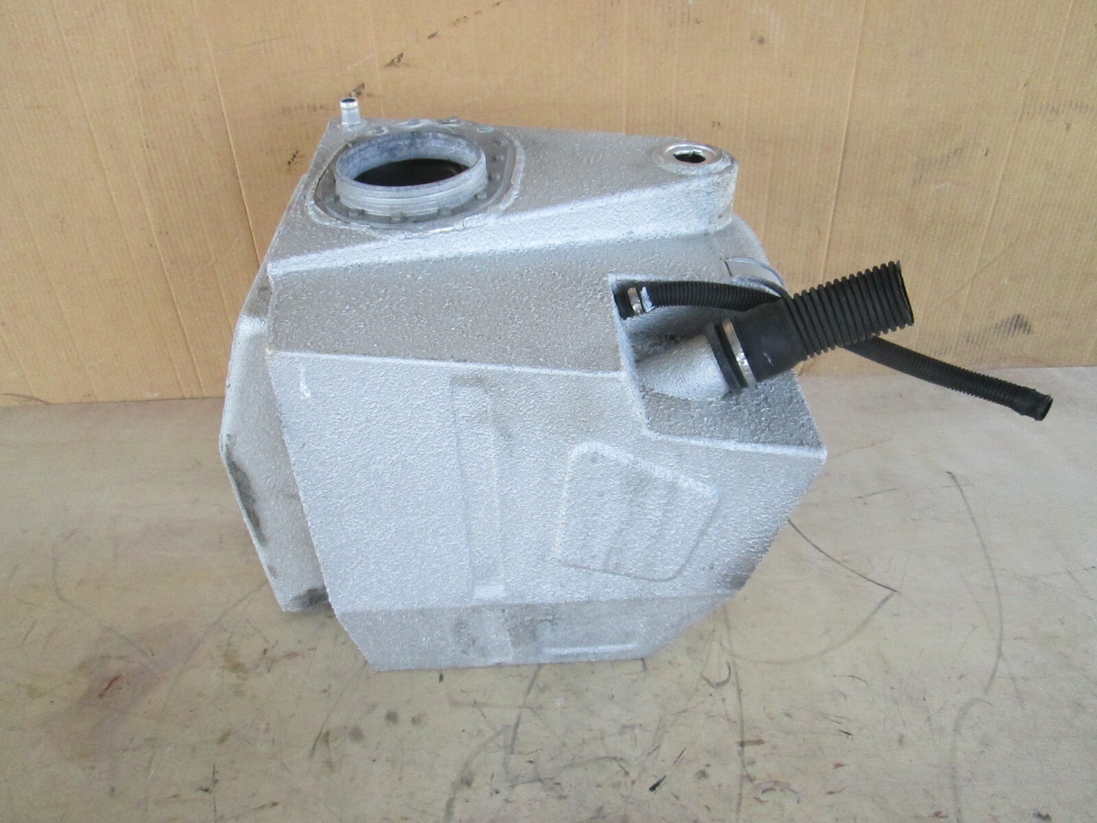 Ferrari 360 Modena LH Gas / Fuel Tank, # 179624