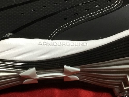 Under Armour Football Cleats Size 14 Brand NEW - Picture 10 of 12
