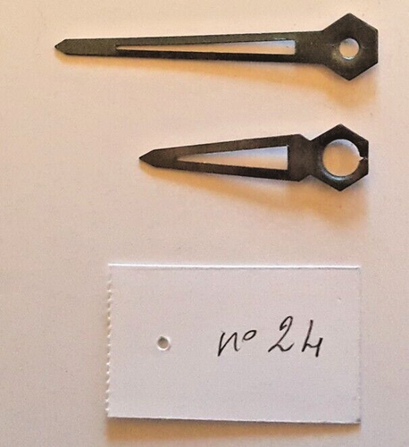 LOT D'AIGUILLES POUR horloge/pendule anciennes EUR 25,00 - PicClick FR