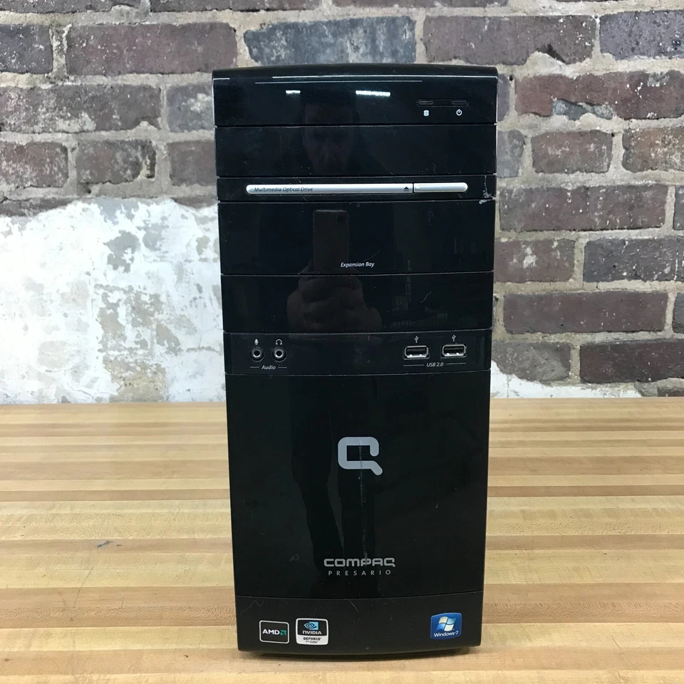 Compaq Presario Desktop AMD Sempron 2.70GHz 4GB RAM (Windows 7 Pro 32-Bit) - Image 2 of 4