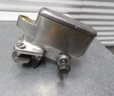 99-03 Yamaha Road Star XV1600 front brake master cylinder 4NK-W2587-02-00