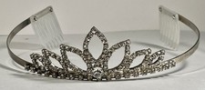 TRUE VINTAGE RHINESTONE TIARA CROWN WITH COMBS SILVER METAL WEDDING HAIR JEWELRY