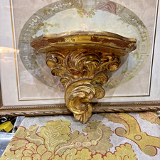 console murale en bois doré style LXV rocaille epoque XXe de belle qualité