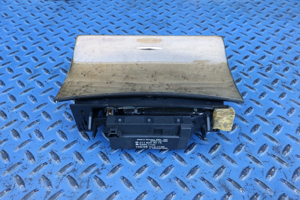 Mercedes W211 E350 E550 2003-2009 consola central tablero bandeja de cenizas sin llave Foto 4 de 4