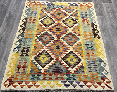 Vintage Kelim traditionell handgefertigt orientalisch Wolle Kelim 5 Fuß 10 Zoll x 3 Fuß 194 cm x 135 cm
