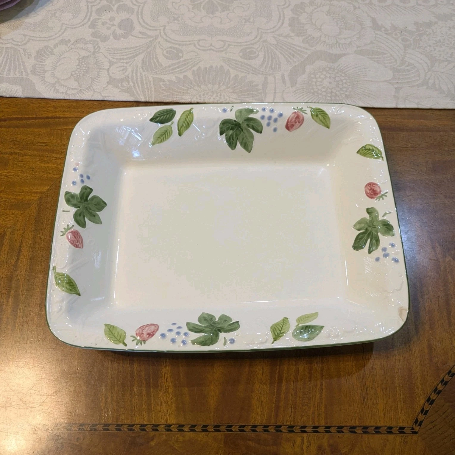 Mikasa Country Berries DP901 Roasting Pan Casserole Baker - 13" - AS IS (Chip)