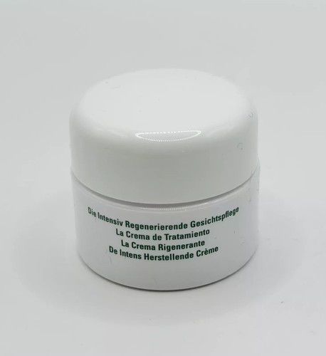 LA MER Creme de La Mer The Moisturizing Cream 0.24 oz / 7 mL - Picture 5 of 24