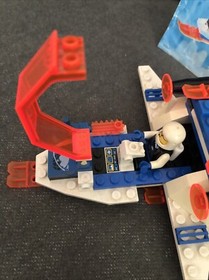 LEGO &reg; SYSTEM 6879 SPACE ICE PLANET BLIZZARD BARON * WITH FIGURE AND INSTRUCTIONS *