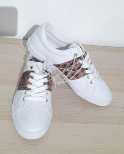 guess leopard print sneakers