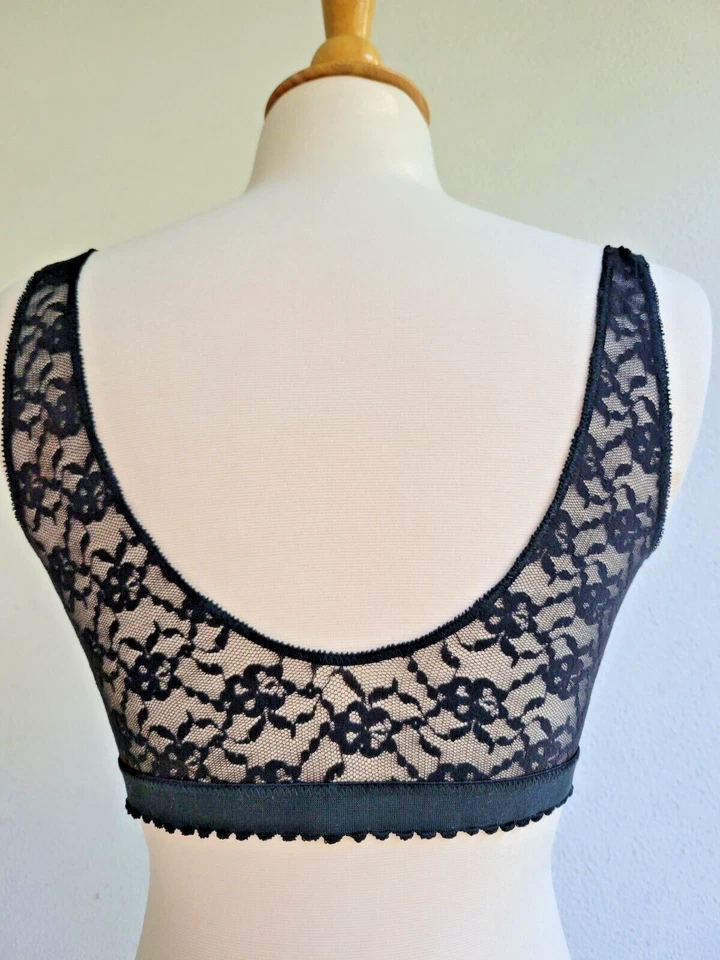Women's Wireless Lace black Longline Bralette Bra Vintage size S - Image 2 of 4