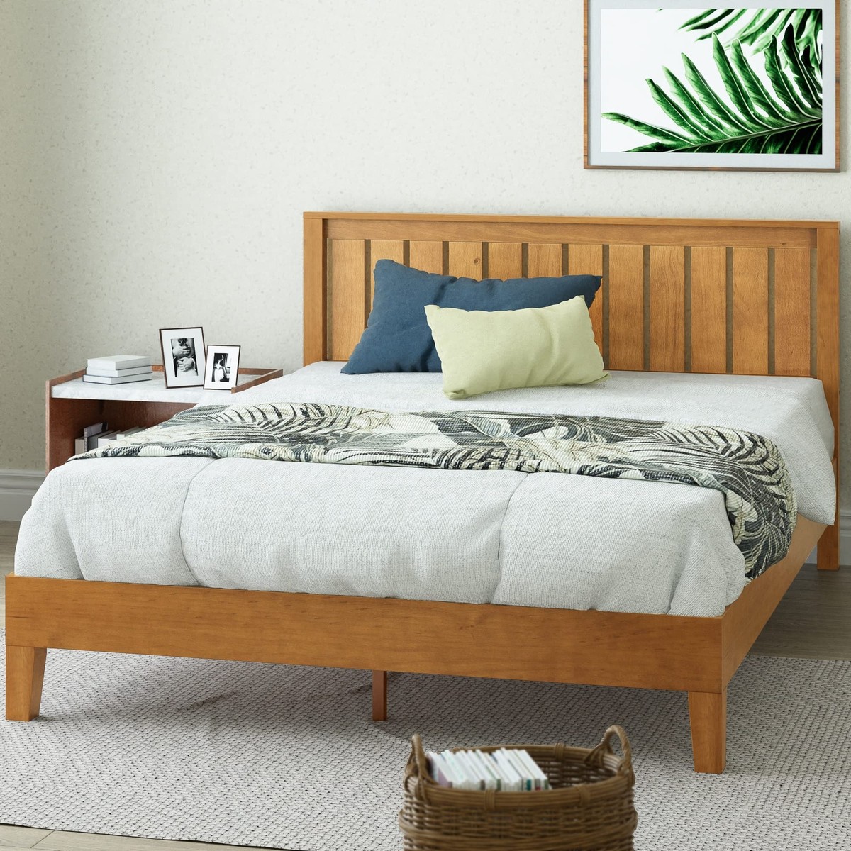ZINUS Alexis Deluxe Wood Platform Bed Frame with Headboard Wood