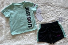 NIKE Sportswear Baby Boy  s DRI-FIT Tee Shirt  Shorts Outfit, 2-piece set - 12m