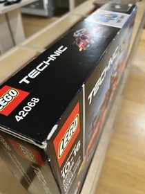 LEGO Technic Airport Rescue Vehicle 42068 2 in 1 Set 1094 Pieces 