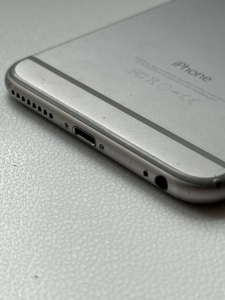 Apple iPhone 6s Plus 128GB Unlocked Space Grey - CRACKED SCREEN, Works Good - Image 4 of 4