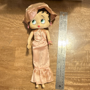 Betty Boop 12in Doll Pink Satin Dress & Hat vintage,Collectible