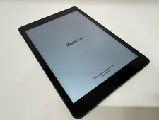 Apple iPad Air 1st Generation 9.7" Tablet Gray - Silver 32GB - Wifi version