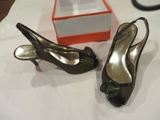 VINTAGE Etienne Aigner Paige slingback pumps monogram fabric patent trim 6M
