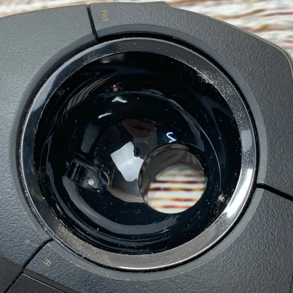 ELECOM Deft Pro Trackball Mouse M-DPT1MR Wireless Ergonomic 8 Button Bluetooth - Image 4 of 4