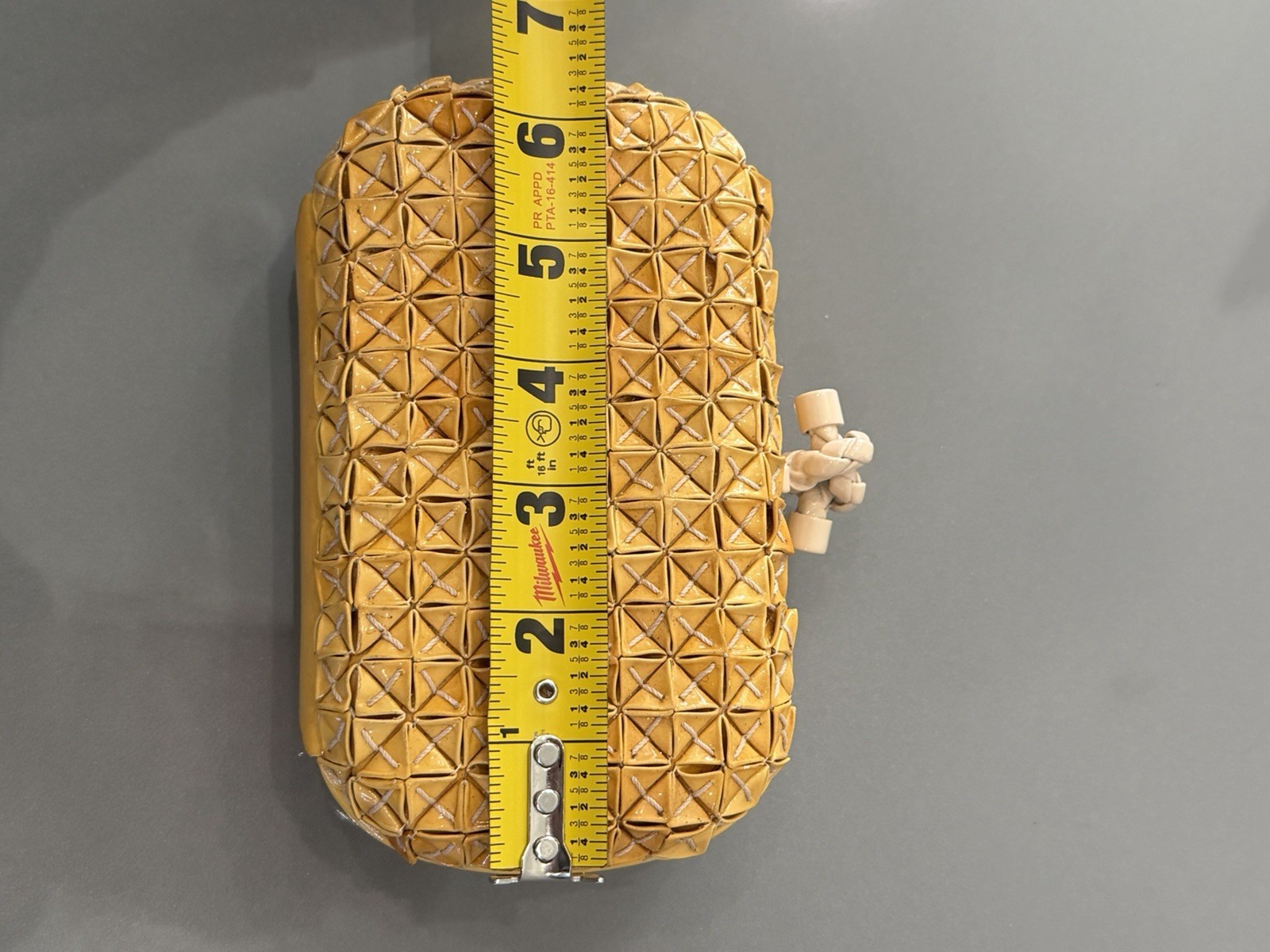 Bottega Veneta Knot- embellished Leather Yellow  Bag Clutch Limited Edition thumbnail 16