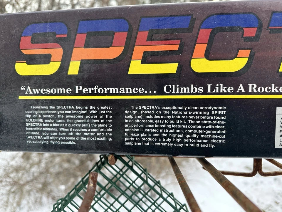 Kit de velero vintage Great Planes Spectra RC - 78,5" envergadura con motor 550 Foto 3 de 4