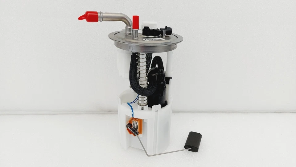 Conjunto de bomba de combustible y transmisor Chevy Trailblazer 2005 06 07 08 2009 19418261 Foto 2 de 4