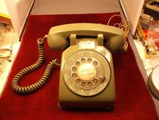 #1 of 2, NEAT OLDER VTG ROTARY DIAL OLIVE GREEN TELEPHONE BY "NORTHERN TELECOM"