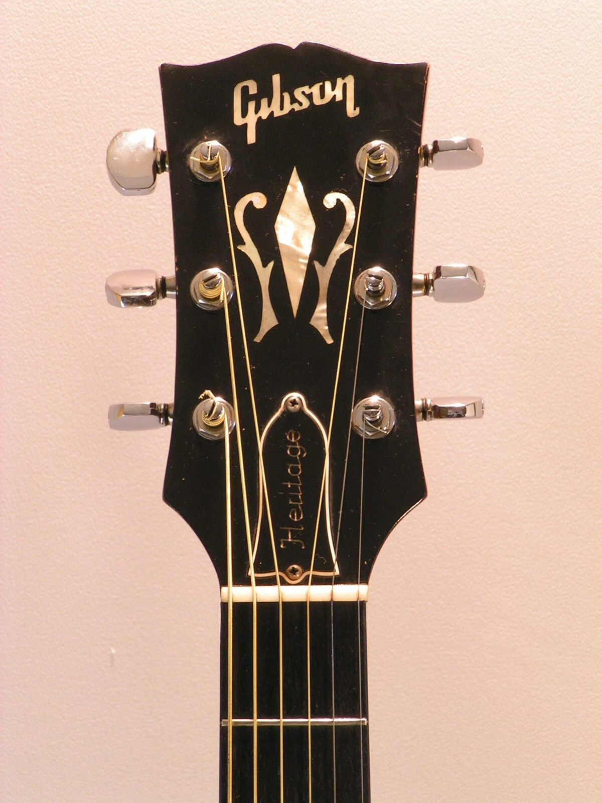 Picture 2 of 8