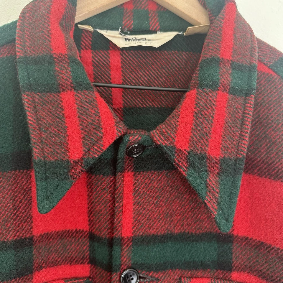 Vintage  Woolrich Coat Mens XL Mackinaw Hunting Jacket Green Red Plaid Wool - Image 3 of 4