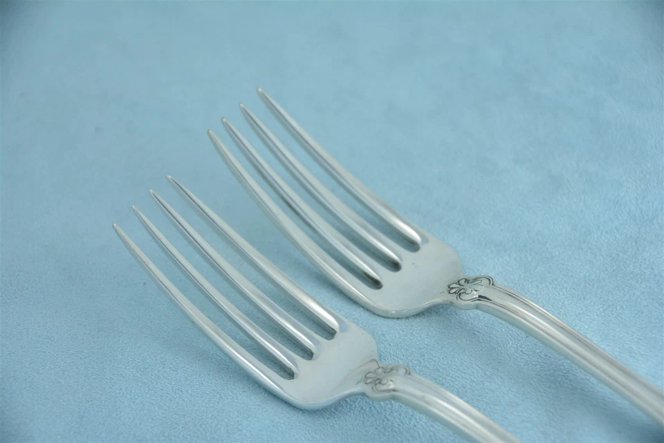2 Tiffany & Co. Shell &Thread Sterling 6-3/4" Luncheon Dinner Fork No Mono - Image 3 of 4