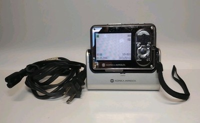 Konica Minolta DiMAGE X1 Digital Camera W/Battery Charging Cradle Tested Working