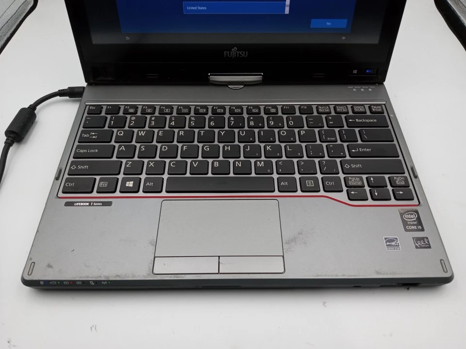 Fujitsu Lifebook T725 12.5" 2in1 Intel i5-5200U 8GB 128GB Windows 10 - READ -RR - Image 2 of 4