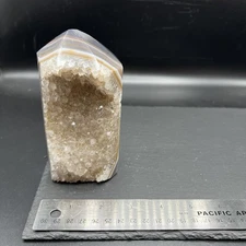 Clear Agate Geode 670g Rare Natural Quartz Crystal Mineral