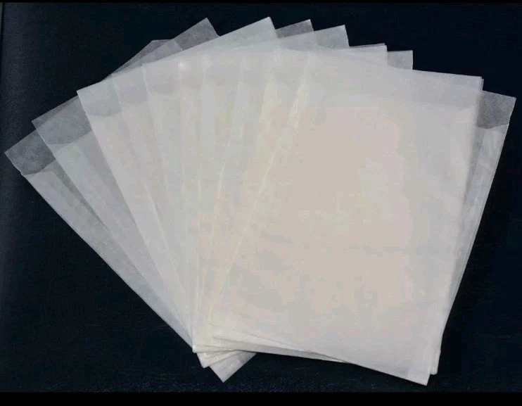 HERA PERGAMINTÜTEN (115x160mm) - 100 STÜCK Briefmarken Taschen Versand Sammeln