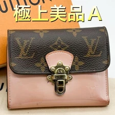 Louis Vuitton Portefeuille Cherrywood Compact Monogram Tri Fold