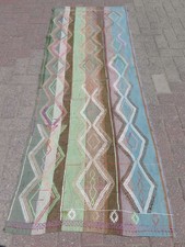 Vintage türkischer Kelim Läufer, gestreifter Flurteppich, handgefertigter langer Teppich 29"x81"
