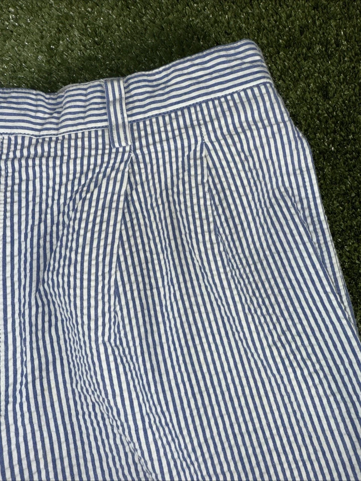 Cutter & Buck Golf Shorts Blue White Striped Pleated Seersucker Men’s Size 35 - Image 3 of 4