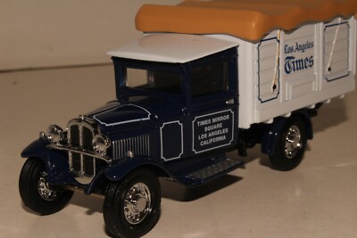Matchbox Power of the Press Newspaper YPP05-M, 1932 Ford AA Truck ''L.A. Times''