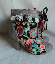 Poetic Licence Irregular Choice Winters Tale Grey Suede Tapestry Boots UK3 EU36