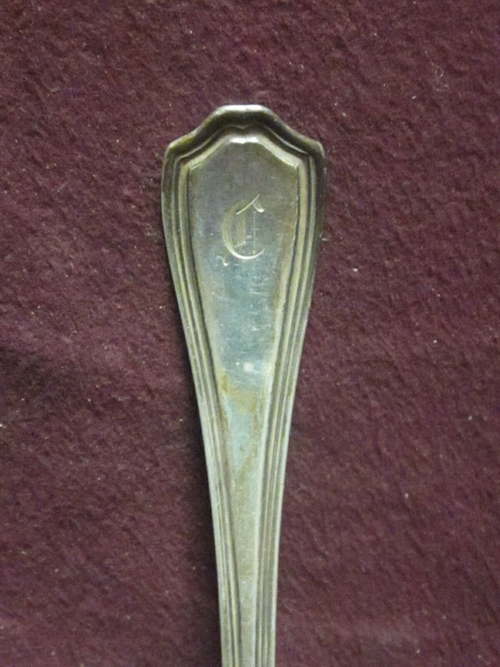 Sterling Reed & Barton HEPPLEWHITE-PLAIN TEASPOON 5 3/4" 27 克 Monogram C   — 第 2/4 张图片