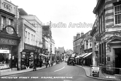 pxx-3 Winchester St From Square, Basingstoke, Hampshire 1930's. Photo