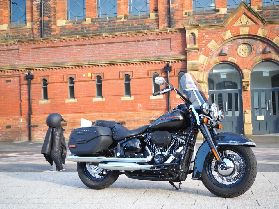 American-V Magazine Issue 97 Aug/Sept '19 UK Harley-Davidson Indian Motorcycles - Image 3 of 4