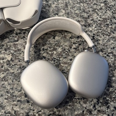 Apple AirPods Max Wireless Headphones USB-C - Starlight With Bonus Charge Case