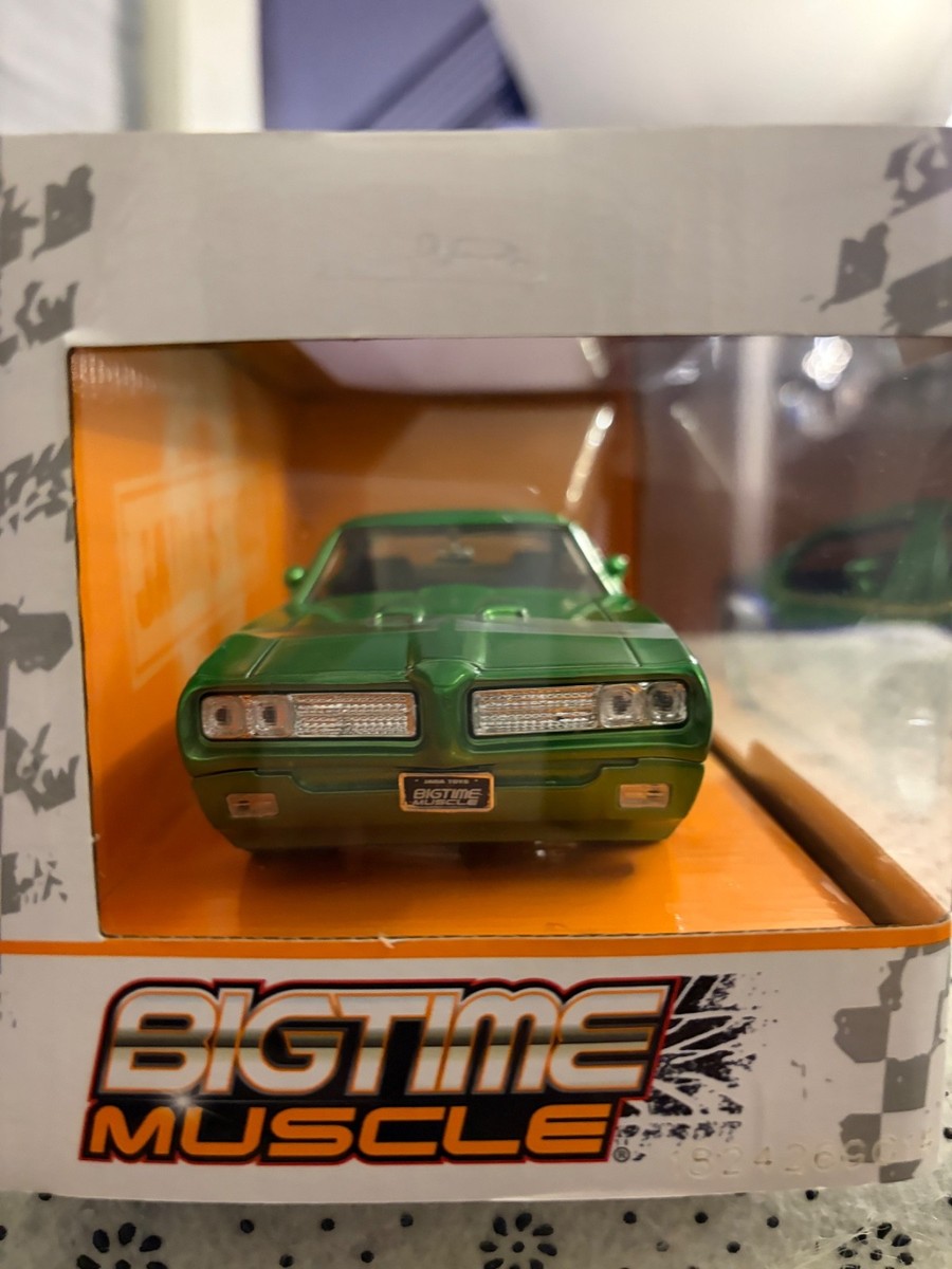 Jada 1:24 Bigtime Muscle 1969 Pontiac GTO Judge Diecast Model Car