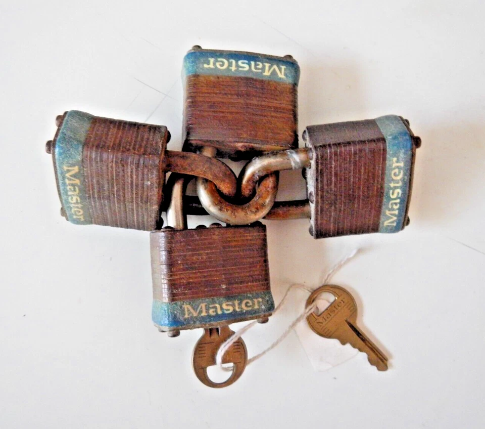 (4) Vintage - Master Lock - No. 3 - Heavy Commercial - Keyed Alike - with 2 Keys - Image 2 of 4