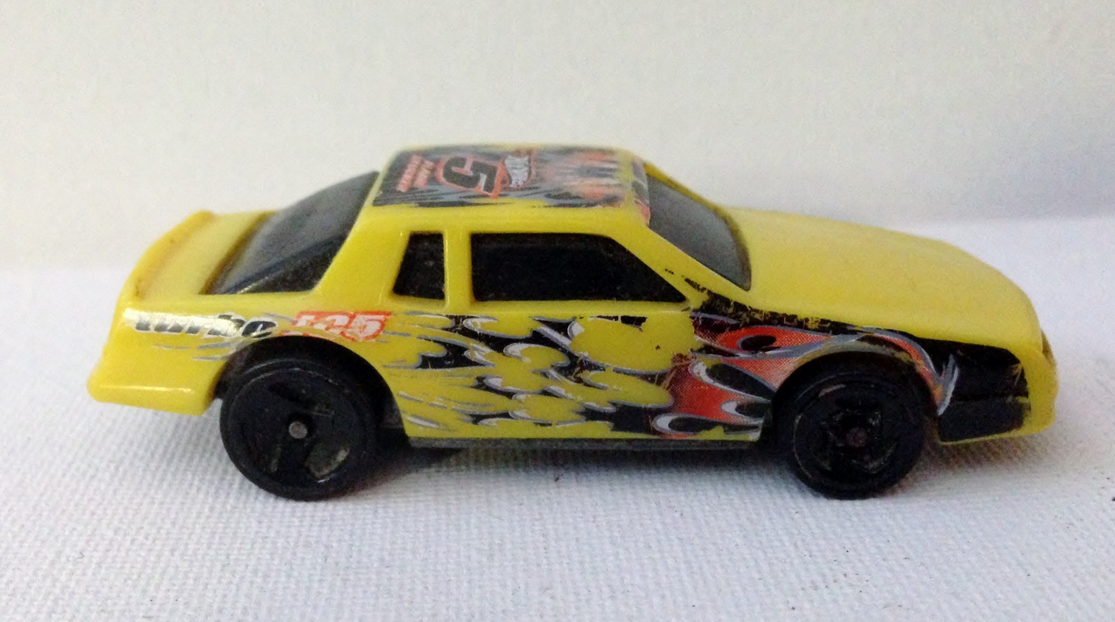Hot Wheels 2002 Chevy Stocker Yellow black 3sp #231 Turbo Jet City 5pk China