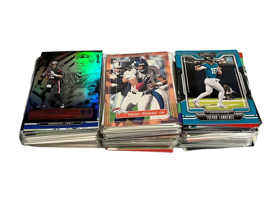 NFL Fútbol Grande Paquete 100 Tarjetas Reempaquetado Novatos Estrellas Brady? Purdy? Mahomes? Foto 4 de 4