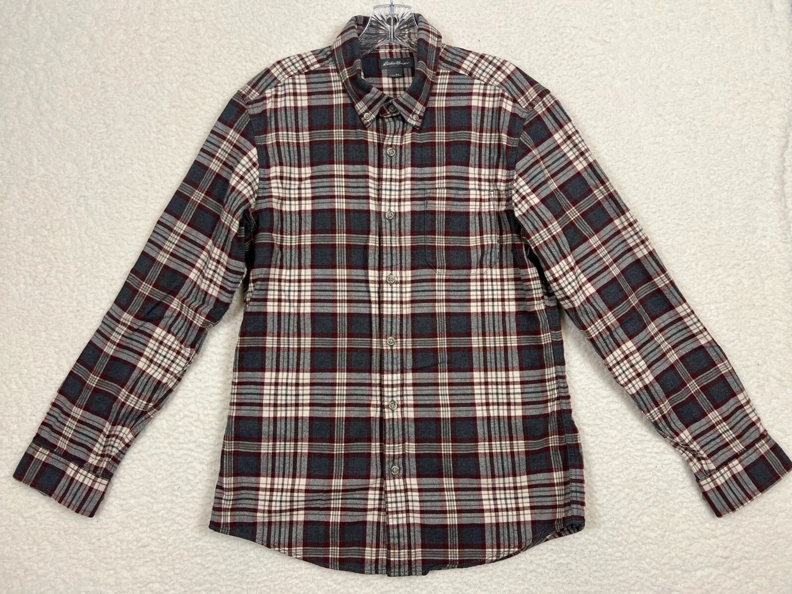Eddie Bauer Shirt Mens Medium Red Plaid Flannel Pockets Outdoors Casual Soft